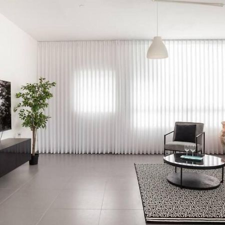 Oַ&O Group-Amazing Apt Bat-Yam 3 Min Walk To Beach Bat Yam Exterior foto