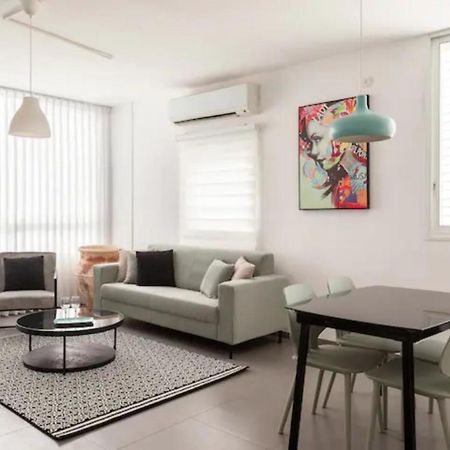Oַ&O Group-Amazing Apt Bat-Yam 3 Min Walk To Beach Bat Yam Exterior foto