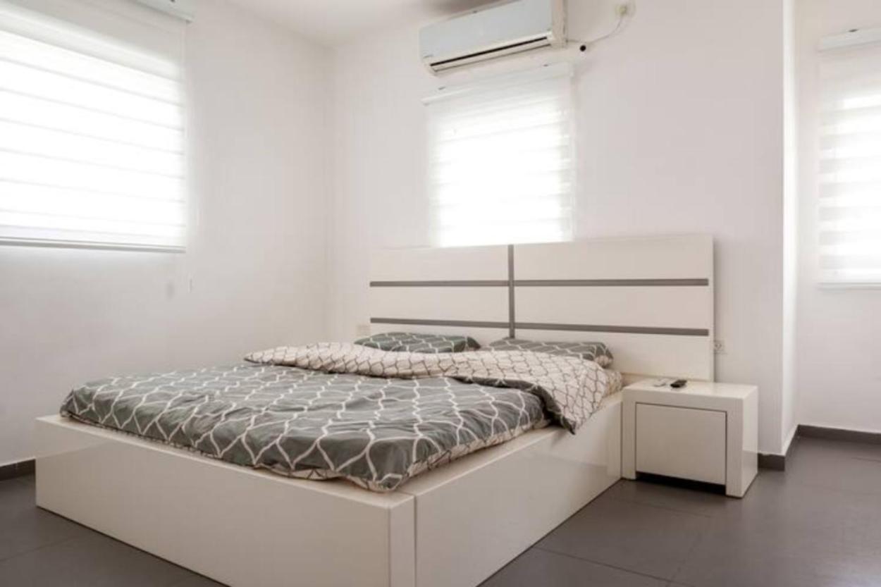 Oַ&O Group-Amazing Apt Bat-Yam 3 Min Walk To Beach Bat Yam Exterior foto
