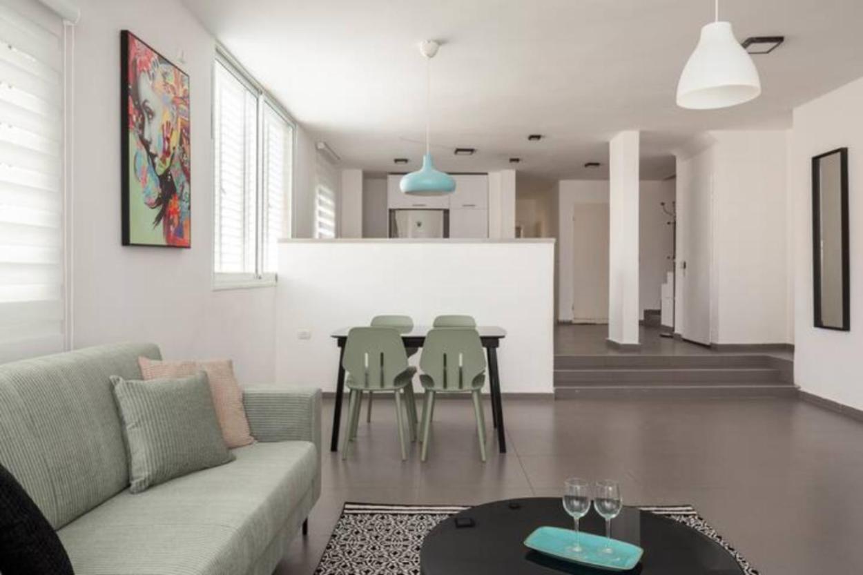 Oַ&O Group-Amazing Apt Bat-Yam 3 Min Walk To Beach Bat Yam Exterior foto